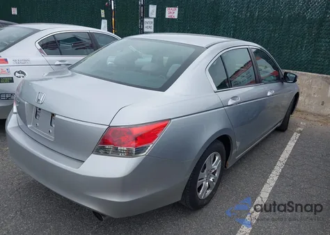 2008 Honda Accord 2.4 Lx-P z USA, uszkodzony, nr VIN 1HGCP26428A154313